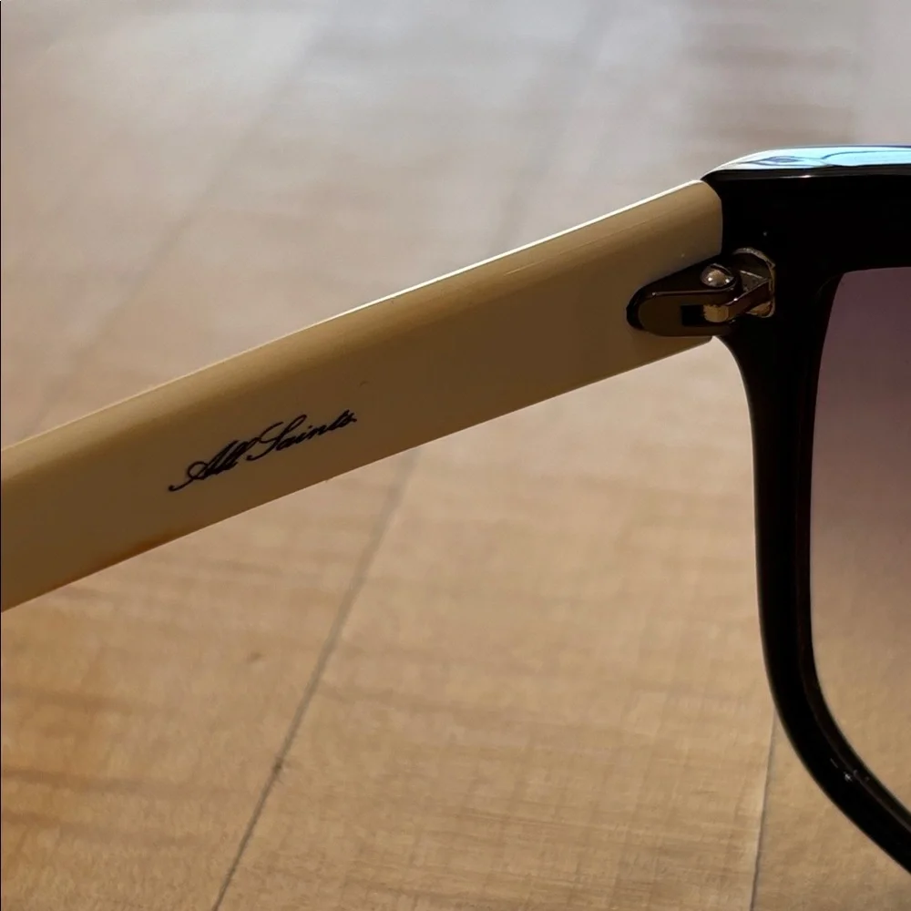 VTG All Saints Men’s Fader C1 Dark Frame‎ Sunglasses Indie Sleaze